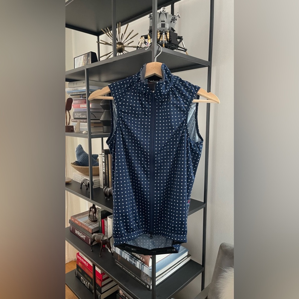 NWOT Velocio Wind Vest Men’s Small Navy